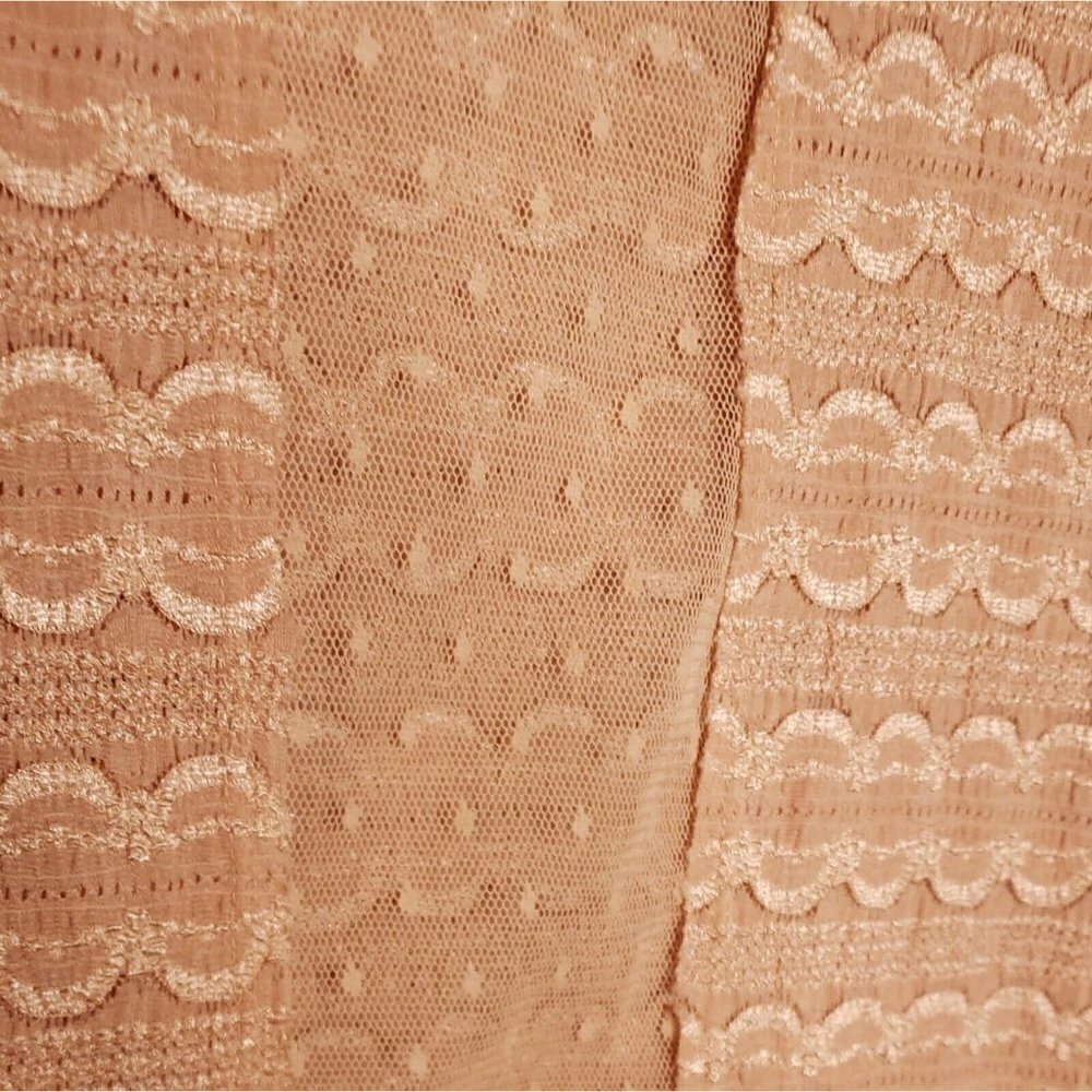 WallpapHer Womens Stretchy Lacey Cropped Top Large - Picture 3 of 8